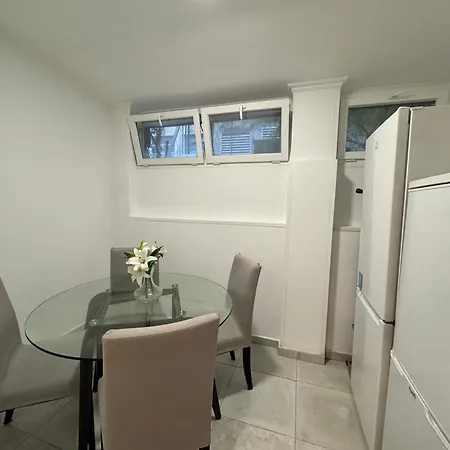 Better Choice Konukevi 3*